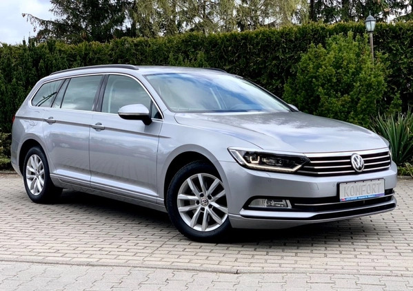 Volkswagen Passat cena 64999 przebieg: 198000, rok produkcji 2018 z Piła małe 781